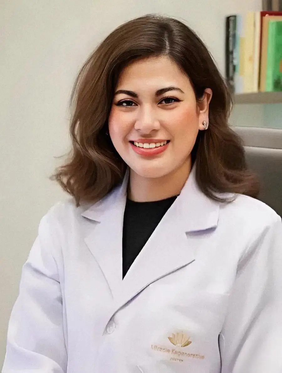 Portrait of Dr. Kirachima Nuanthong, MD, Longevity and integrative care at our Bangkok clinic
